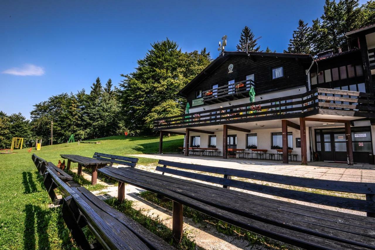 Planinski Dom Na Kalu Bed & Breakfast Dol pri Hrastniku Exterior photo